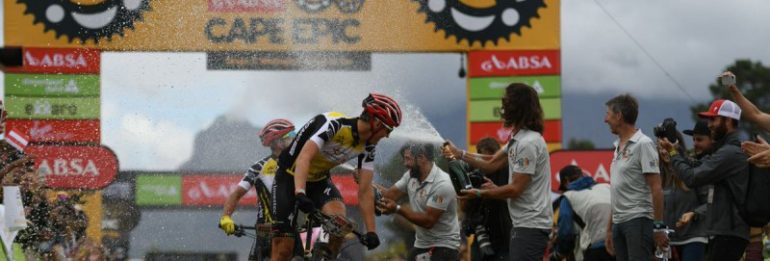 Jaroslav Kulhavy e Howard Grotts vincono la Cape Epic!